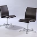 Arne Jacobsen. Et sæt på seks 'Oxford' lavryggede stole. 'Brown label', brun læder (6)