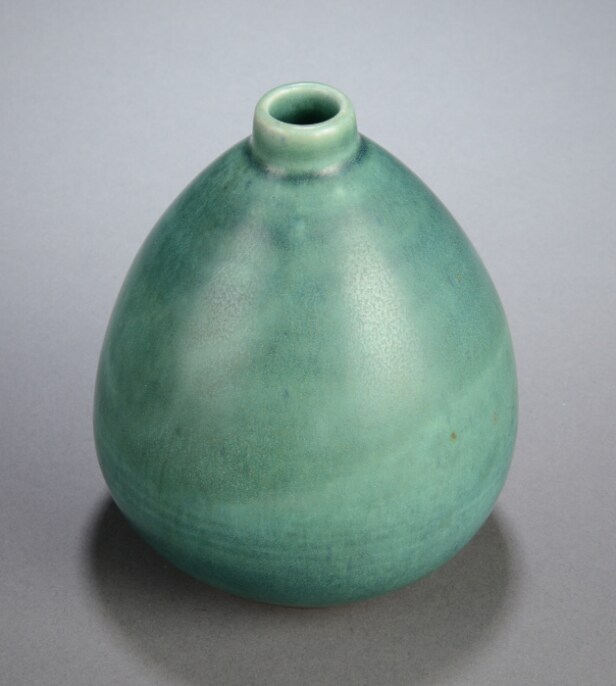 Saxbo. Vase af stentøj nr. 76