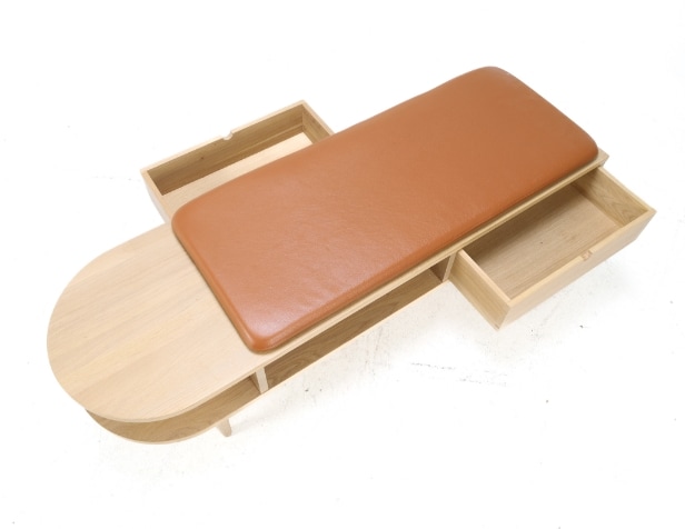 Mot & Bergstrøm for FDB: 'Radius' bench made of solid oak, model F24 with leather cushions
