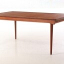 Finn Juhl for France & Daverkosen. Spisebord af massiv teak, model 'FD-540'