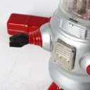 Ha Ha Toy. Robot Piston Action. Batteridrevet Robot samt Lantern Robot og 4 stk. Japanske Robot Låg / topemballage og 3 Danske Filmprogrammer (9)