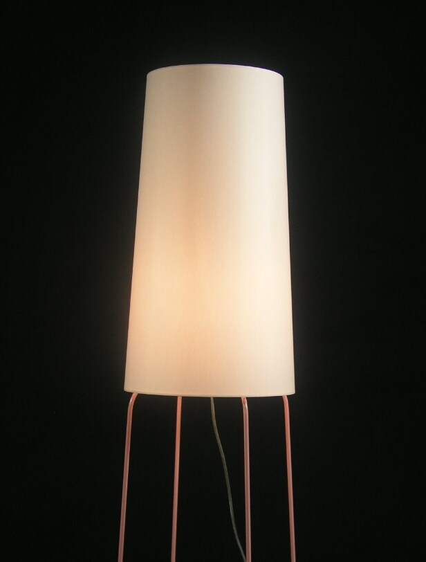 Frau Maier.com, Stehlampe 'SLIM SOPHIE'