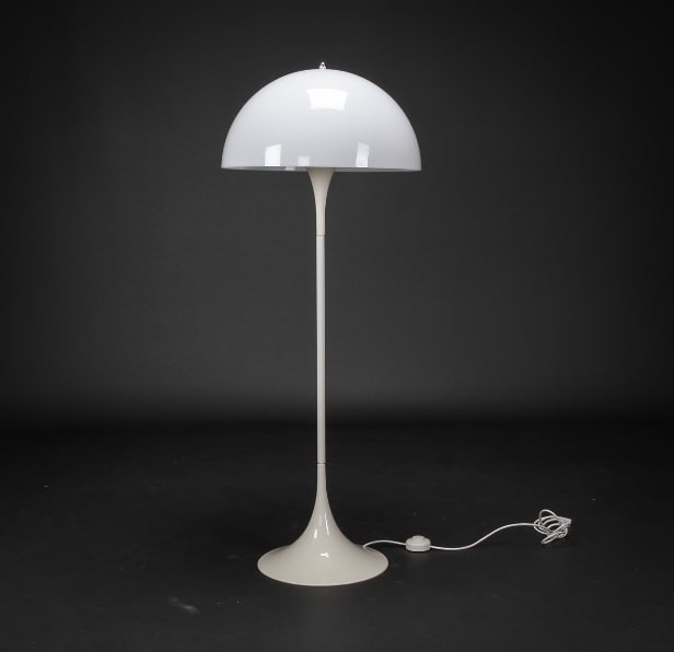 Stander/gulvlampe, Louis Poulsen, Panthella af Verner Panton