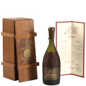 Remy Martin 1724-1974 Grande Fine Champagne Cognac (OWC) | Lauritz.com
