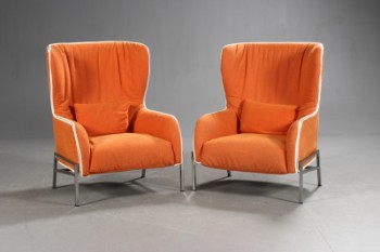 Patricia Urquiola for De Padova. A pair of lounge chairs model Bergére, orange (2)