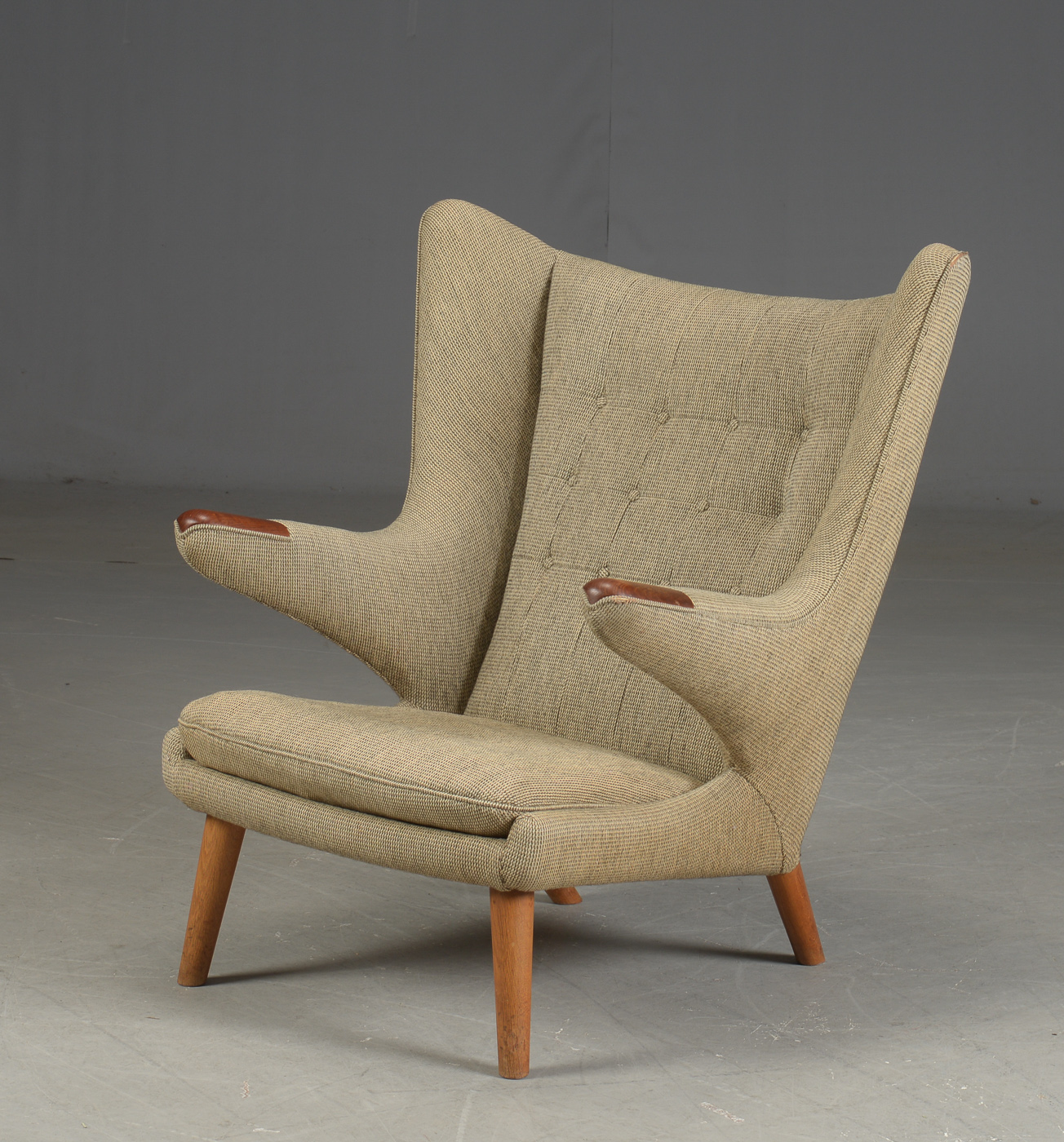 lauritz  hans j wegner lounge chair model ap19 'papa bear chair'