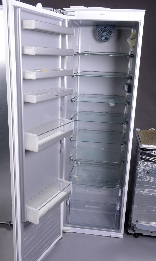 Boffi Køkken med Corian plade og Gaggenau hvidevarer