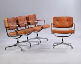 Charles Eames. Et sæt på fire armstole, 'Intermediate Swivel Arm Chair', ES102 (4)