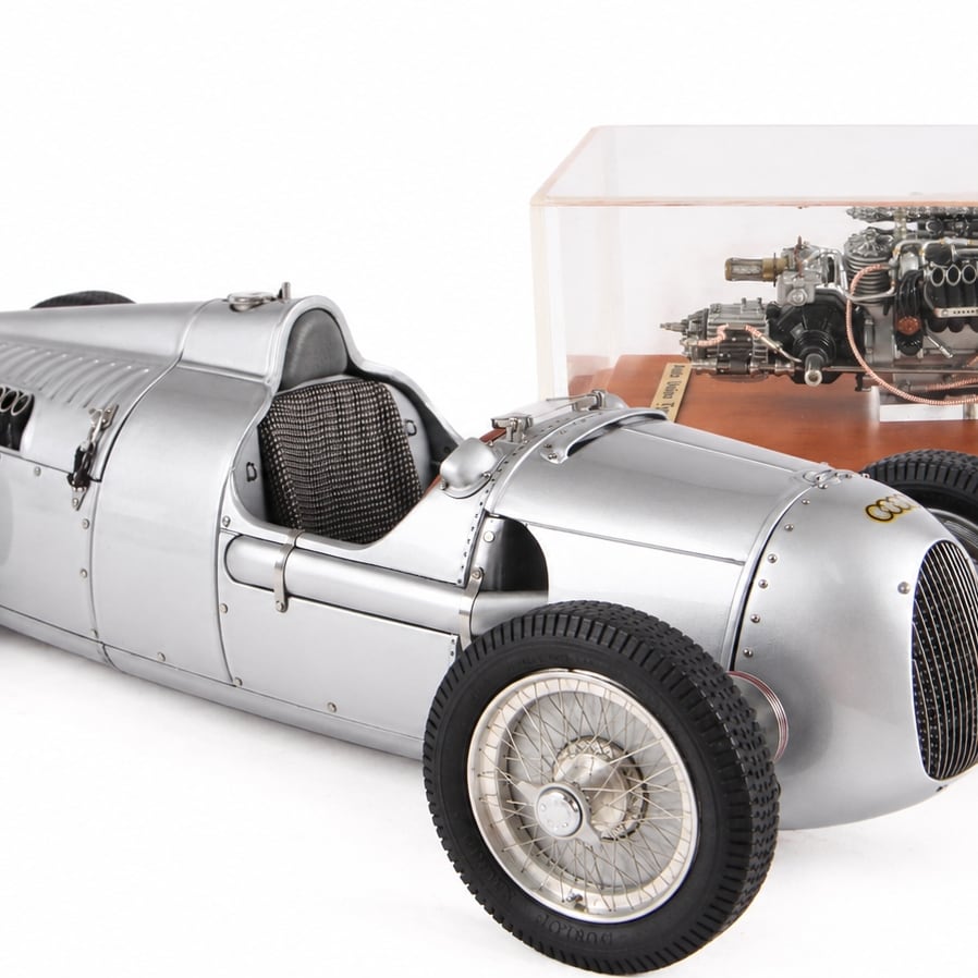 CMC, Auto-Union Type C, 1936-1937. car & motor 1:18. In original
