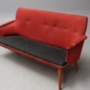 Dansk møbelproducent; sofa med negle i teak Denne vare er sat til omsalg under nyt varenummer 3965872