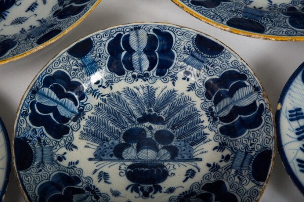 Samling tallerkener/vægplatter fra Delft, keramik, Holland (7)
