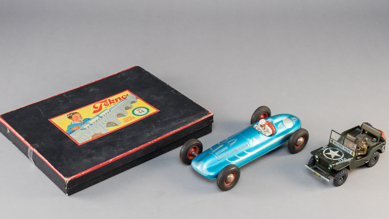Bred vifte korrelat fætter Samling ældre legetøj 1940-50'erne (16+) | Lauritz.com