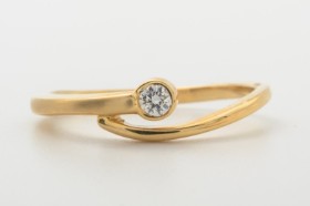 Ring with brilliant-cut approx. 0.07 ct. of 14 kt. gold, size 56