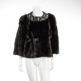 7019 - Raghda Taryam for Kopenhagen Fur. Jakke af mink. str. 40