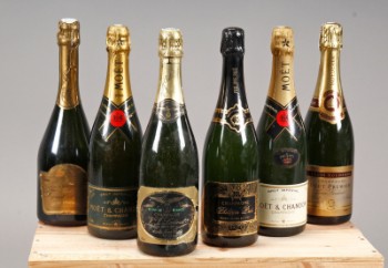 6 flasker Champagne / Brut bla. Moet & Chardon Champagne Brut Imperial 1988 (6)