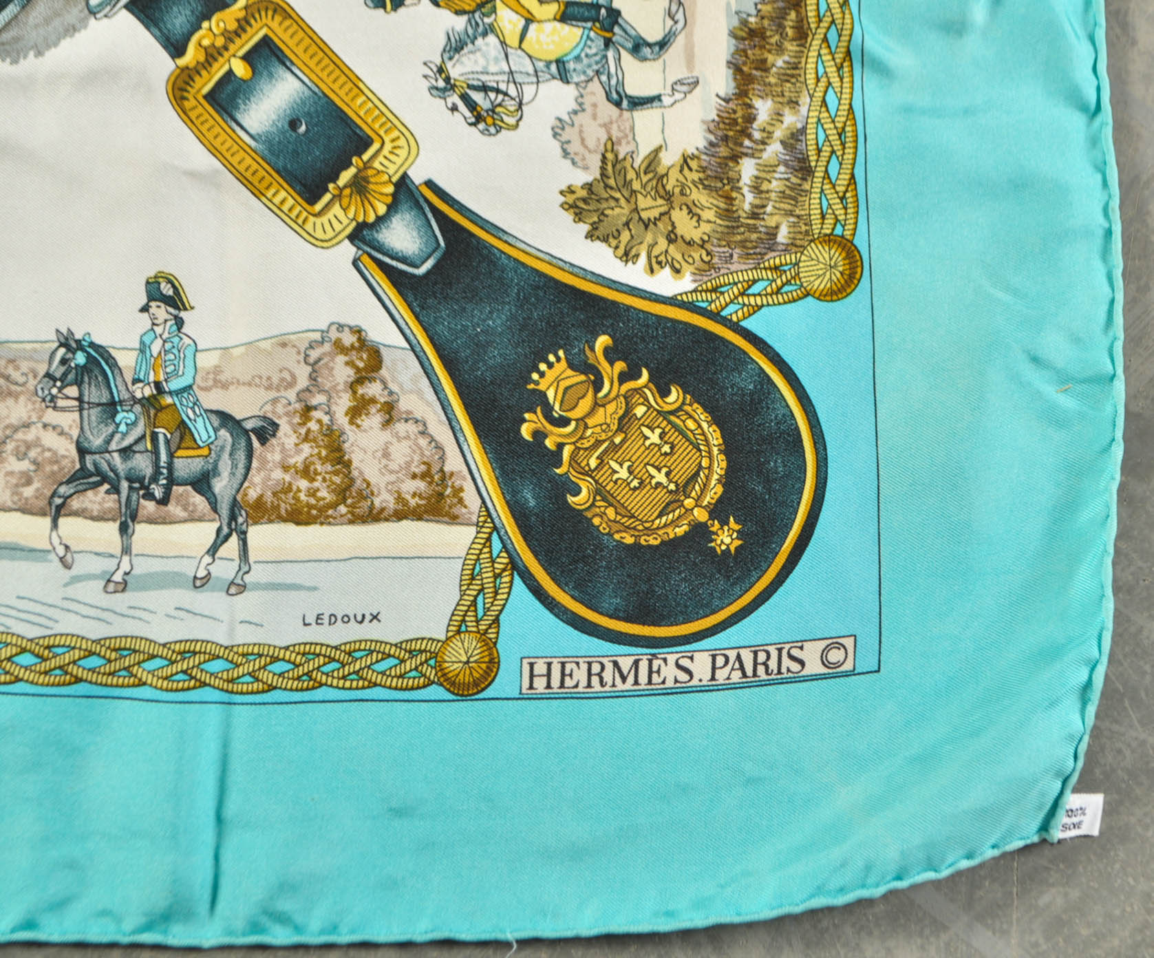 Hermès. Sidenscarf 'Grands Attelages', med kartong | Lauritz.com