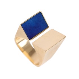 Ole Lynggaard: A lapis lazuli ring of 14k gold. 1970s.