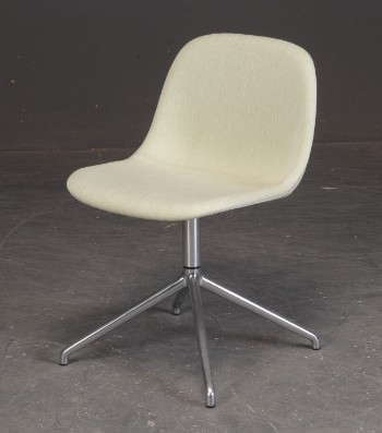 Iskos-Berlin for Muuto. Model Fiber Side Chair Swivel.