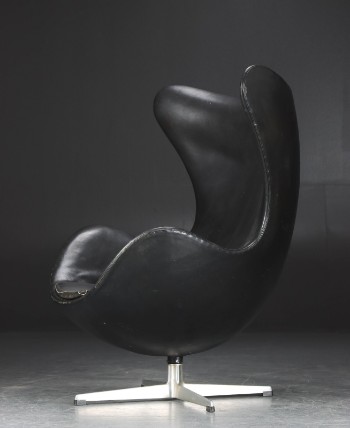 Arne Jacobsen for Fritz Hansen. Loungechair, model 3316 - Ægget