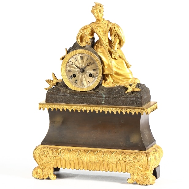 Kaminur, delvist forgyldt bronze, 1800 / 1900-tallet.