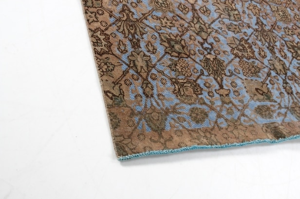 172. Rezas, Vintage Royal Fine, hand-knotted rug