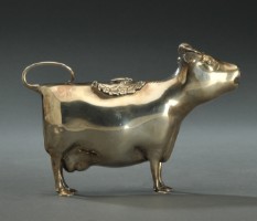 Engelsk flødekande af sterling sølv i form af ko flødeko - Lauritz.com