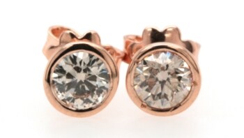 18kt Diamond Solitaire   earrings  0.98ct