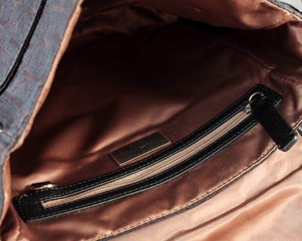 Adax, Claudio Ferrici, Desigual og Calvin Klein tasker (4)