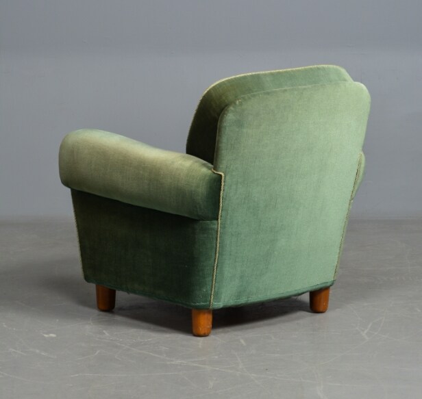 Lænestol m. grøn velour, 1940'erne