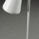 Ole Jensen for Louis Poulsen. Standerlampe af lakeret metal, model OJ Gulvlampe