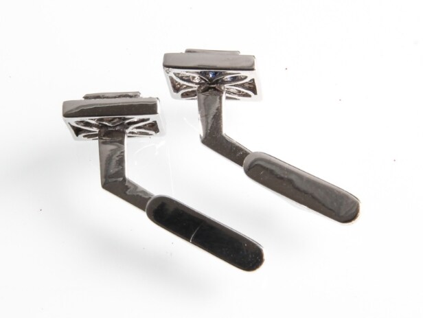 Pair of white gold cufflinks with diamonds and sapphires (2)