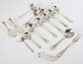 Carl M. Cohr. 13 parts 'Saxon', serving parts of pure silver, approx. 900 grams. (15)