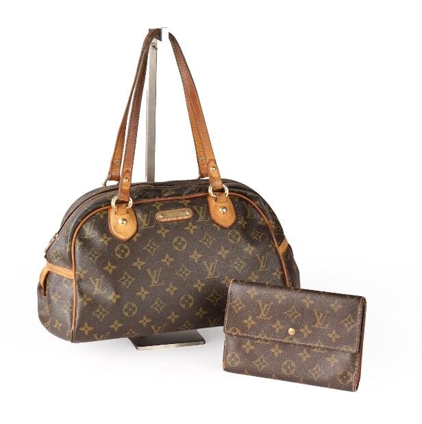 Louis Vuitton. 'Montorgueil PM' hånd-/ skuldertaske og pung af Monogram Canvas