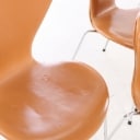 Arne Jacobsen. A set of six chairs 'Seven', model 3107, cognac-coloured (6)