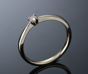 Brillantring, 14 kt guld, 0.05 ct.