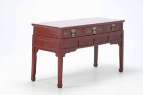 Chinese console table of lacquered and carved elm wood, 1900s