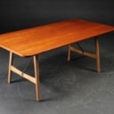 Børge Mogensen. Jagtbord, eg og teak. 