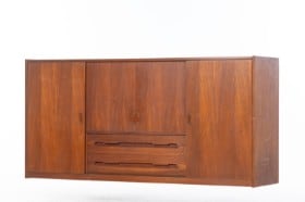 Dansk møbeldesign. Skænk af teak, 1960'erne