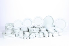 Grethe Meyer for Royal Copenhagen. 'Blue edge' service parts (132)