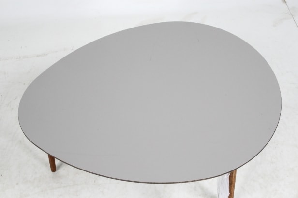 4. VIA Copenhagen. Coffee table model Colour Oval, oak