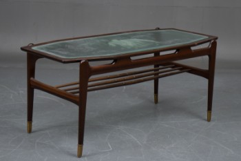 Dansk møbelproducent. Sofabord med glasplade 1940/50érne