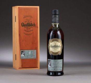 Whisky. Glenfiddich 1974, tappet i anledning af Queen Elizabeths 50 års jubilæum