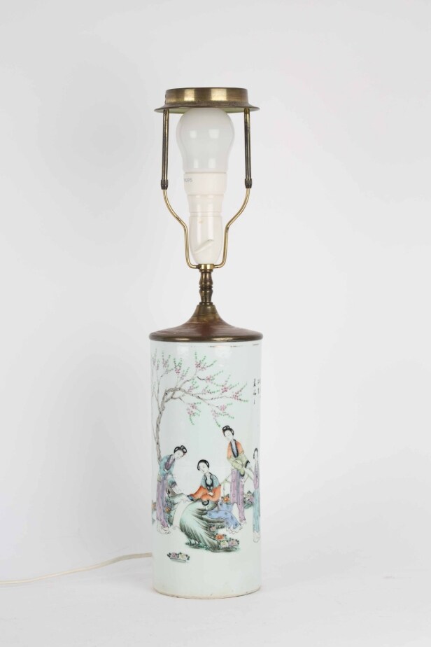 Chinese porcelain hat-stand table lamp, approx. 1900