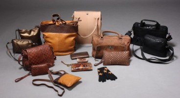 Adax, By Burn samling tasker, punge m.m. læder (15) Denne er sat til omsalg under nyt varenummer 3253253 - Lauritz.com