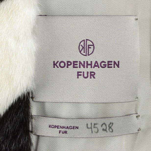 7043 - Kopenhagen Fur. Unique two-piece mink coat size 40/42