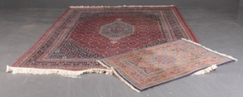 To orientalske tæpper 338 x 234 / 140 x 96 cm.(2)