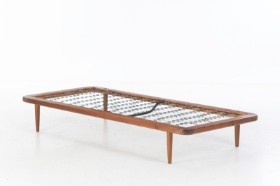 Danish furniture design. Daybed teak