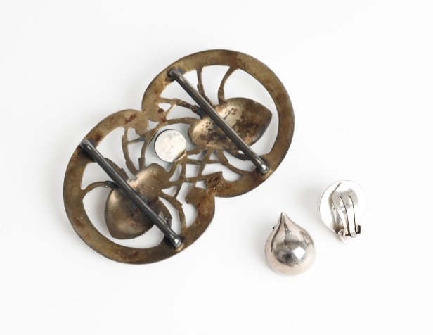 Hans Hansen a.o.: A jewellery collection of silver. (8)