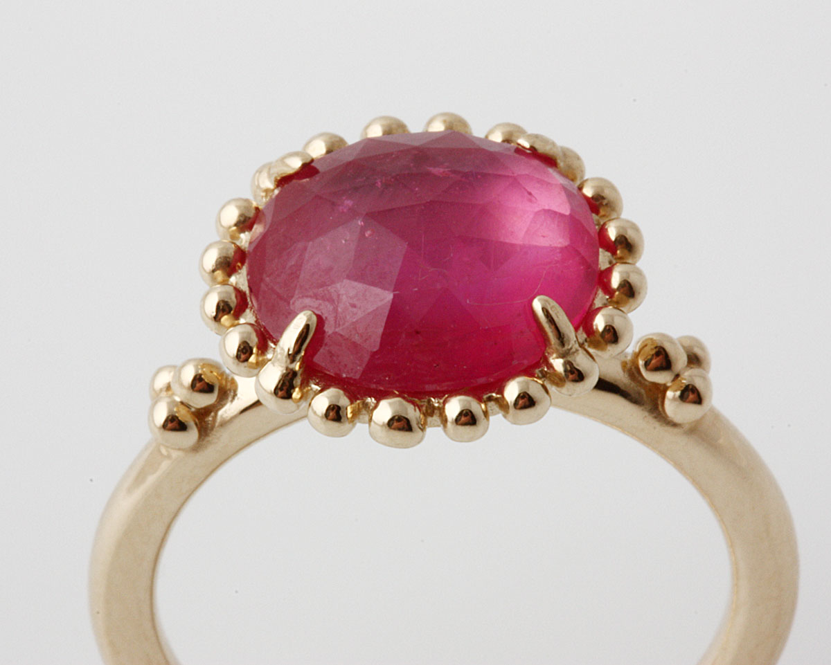 meddelelse luge ammunition Pandora. Pink safir ring i 14 kt. guld | Lauritz.com