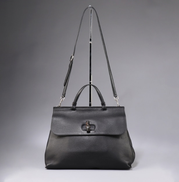 GUCCI. 'Bamboo Daily' top handle taske/ skuldertaske af sort Pebbled læder